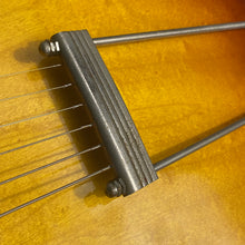 Load image into Gallery viewer, 1962 Epiphone Sorrento
