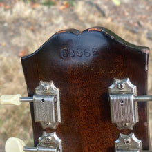 Load image into Gallery viewer, 1962 Epiphone Sorrento