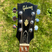 Load image into Gallery viewer, 1969 Gibson SJN Southern Jumbo
