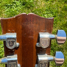 Load image into Gallery viewer, 1969 Gibson SJN Southern Jumbo