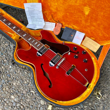 Load image into Gallery viewer, 1967 Gibson ES-330