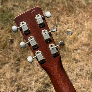 1954 Martin D-18