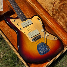 Load image into Gallery viewer, 1959 Fender Jazzmaster - Gold Guard
