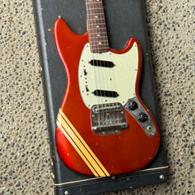 Load image into Gallery viewer, 1970 Fender Mustang Competition Red