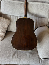 Load image into Gallery viewer, 1942 Gibson J-45