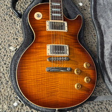 Load image into Gallery viewer, 2002 Gibson Les Paul Standard