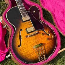 Load image into Gallery viewer, 1992 Gibson ES-350T - Long Scale, Limited Edition