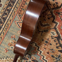 Load image into Gallery viewer, 1961 Martin 000-18