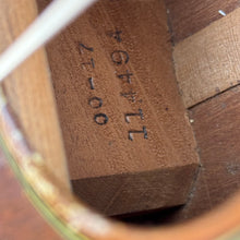 Load image into Gallery viewer, 1950 Martin 00-17