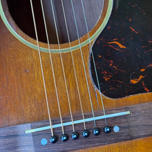 Load image into Gallery viewer, 1942 Gibson J-45