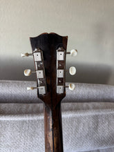 Load image into Gallery viewer, 1942 Gibson J-45