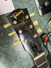 Load image into Gallery viewer, 1952 Gibson Les Paul Standard - 1959-1960 Factory Appointments 5-latch Lifton Case Burst