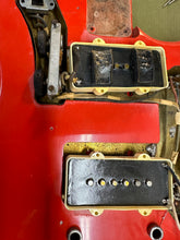 Load image into Gallery viewer, 1959 Fender Jazzmaster - Fiesta Red