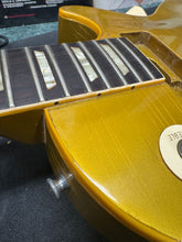 Load image into Gallery viewer, 1952 Gibson Les Paul Standard - 1959-1960 Factory Appointments 5-latch Lifton Case Burst