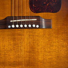 Load image into Gallery viewer, 2004 Gibson J-45