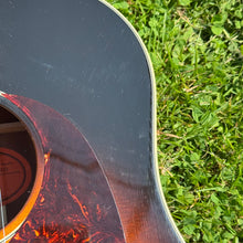 Load image into Gallery viewer, 2004 Gibson J-45