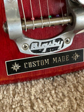 Load image into Gallery viewer, 1961 Epiphone Wilshire