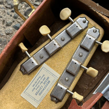 Load image into Gallery viewer, Fender Lap Steel