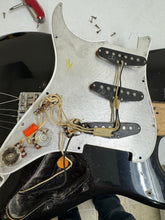 Load image into Gallery viewer, Fender ‘62 Reissue Fullerton Stratocaster 1984 - Black
