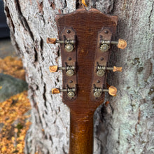 Load image into Gallery viewer, 1946 Gibson LG-2 Script Logo
