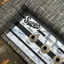 Load image into Gallery viewer, 1963 Supro 1600 Supreme Chicago 51