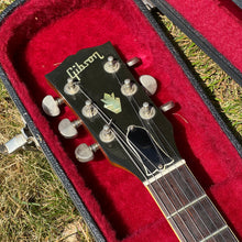 Load image into Gallery viewer, 1982 Gibson ES-335