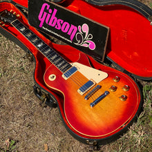 Load image into Gallery viewer, 1973 Gibson Les Paul Deluxe